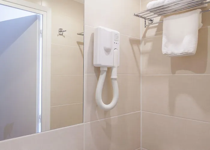 Hotel Le Compostelle Parigi
