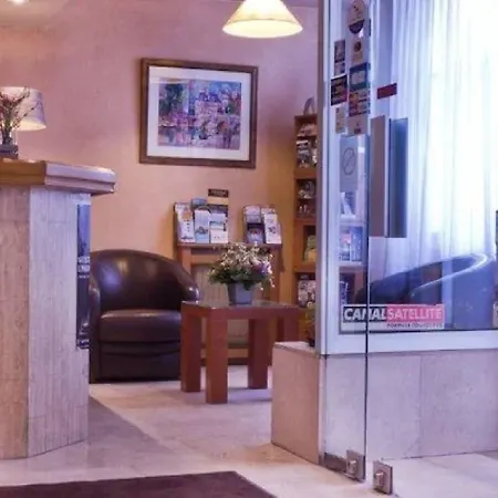 Le Compostelle Szálloda Párizs