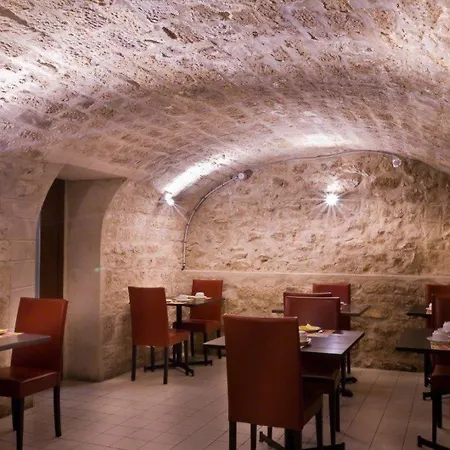 Le Compostelle فندق باريس