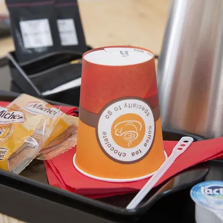 Le Compostelle 3* باريس