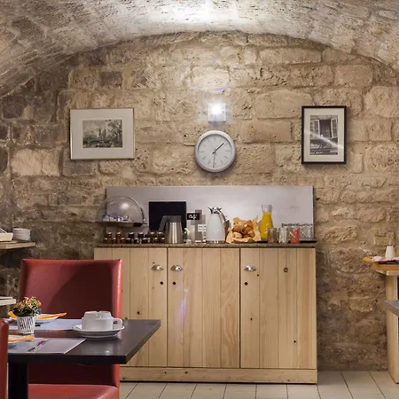 Le Compostelle Hotel 3*