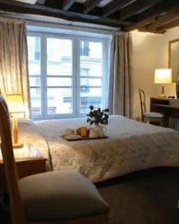 Le Compostelle باريس