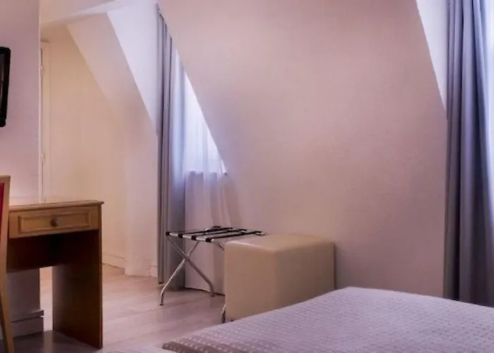 Le Compostelle Hotel