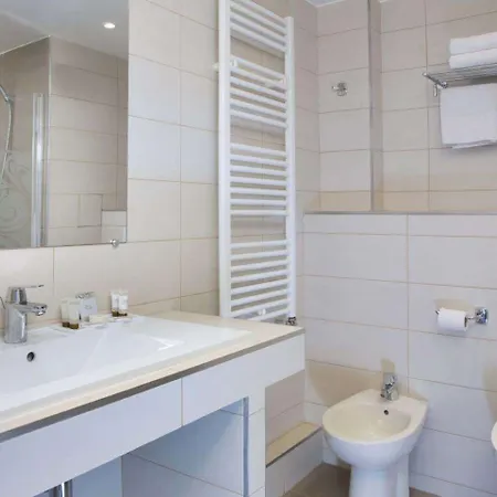 Le Compostelle Hotel