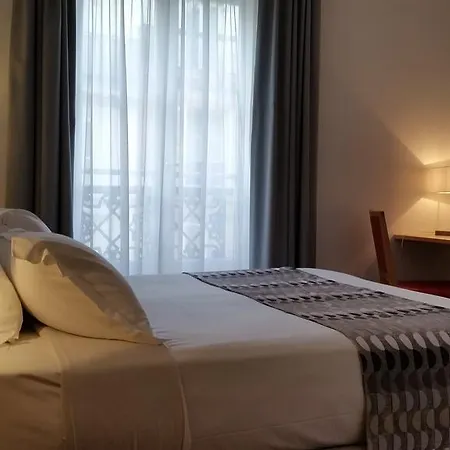 Le Compostelle Hotel París