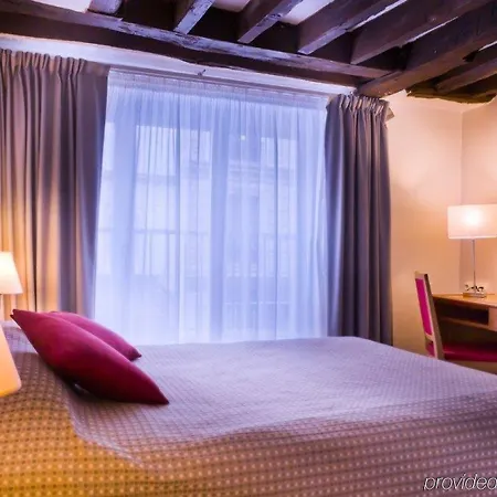 Hotel Le Compostelle París