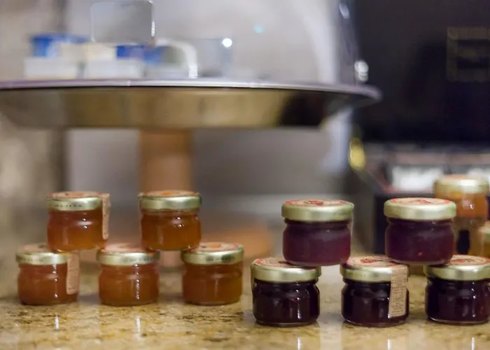 Hotel Le Compostelle París