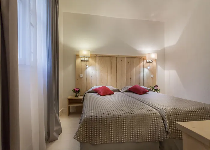 Le Compostelle Hotel 3*