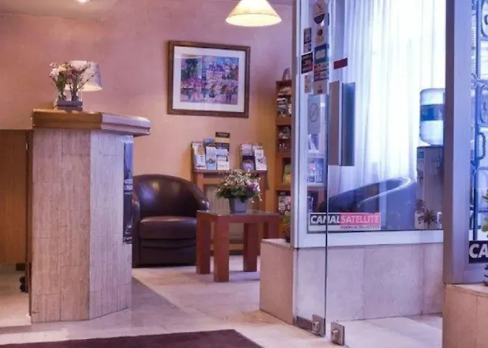 Le Compostelle Hotel París