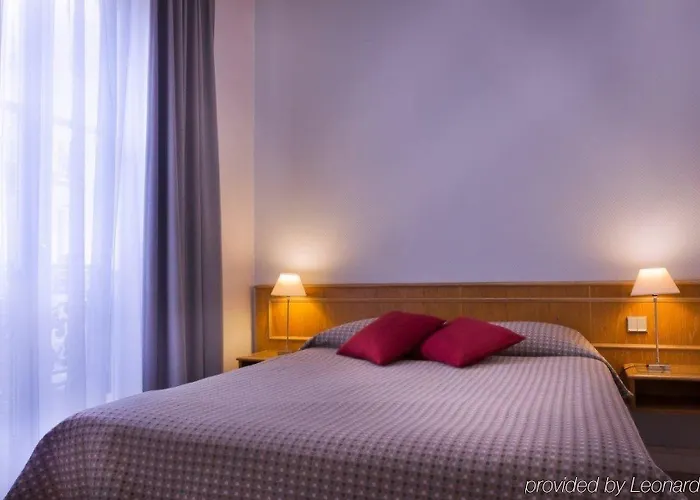 Le Compostelle 3* París